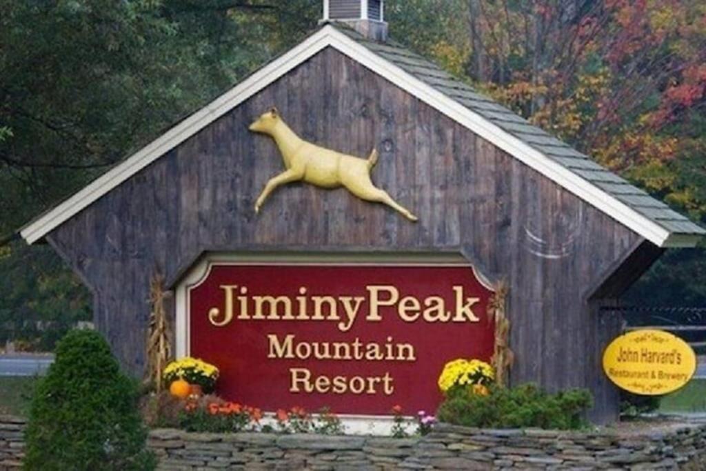 Ski On Off 1Br Suite 1St Flr Sleeps 4 Jiminy Peak Hancock Zewnętrze zdjęcie